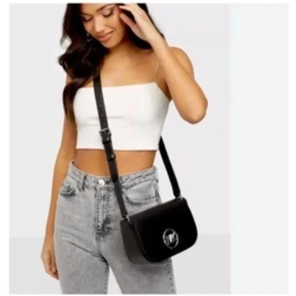 Price Firm Michael Kors Samira Tan Gold Studded Leather Flap Messenger Crossbody - Picture 3 of 13